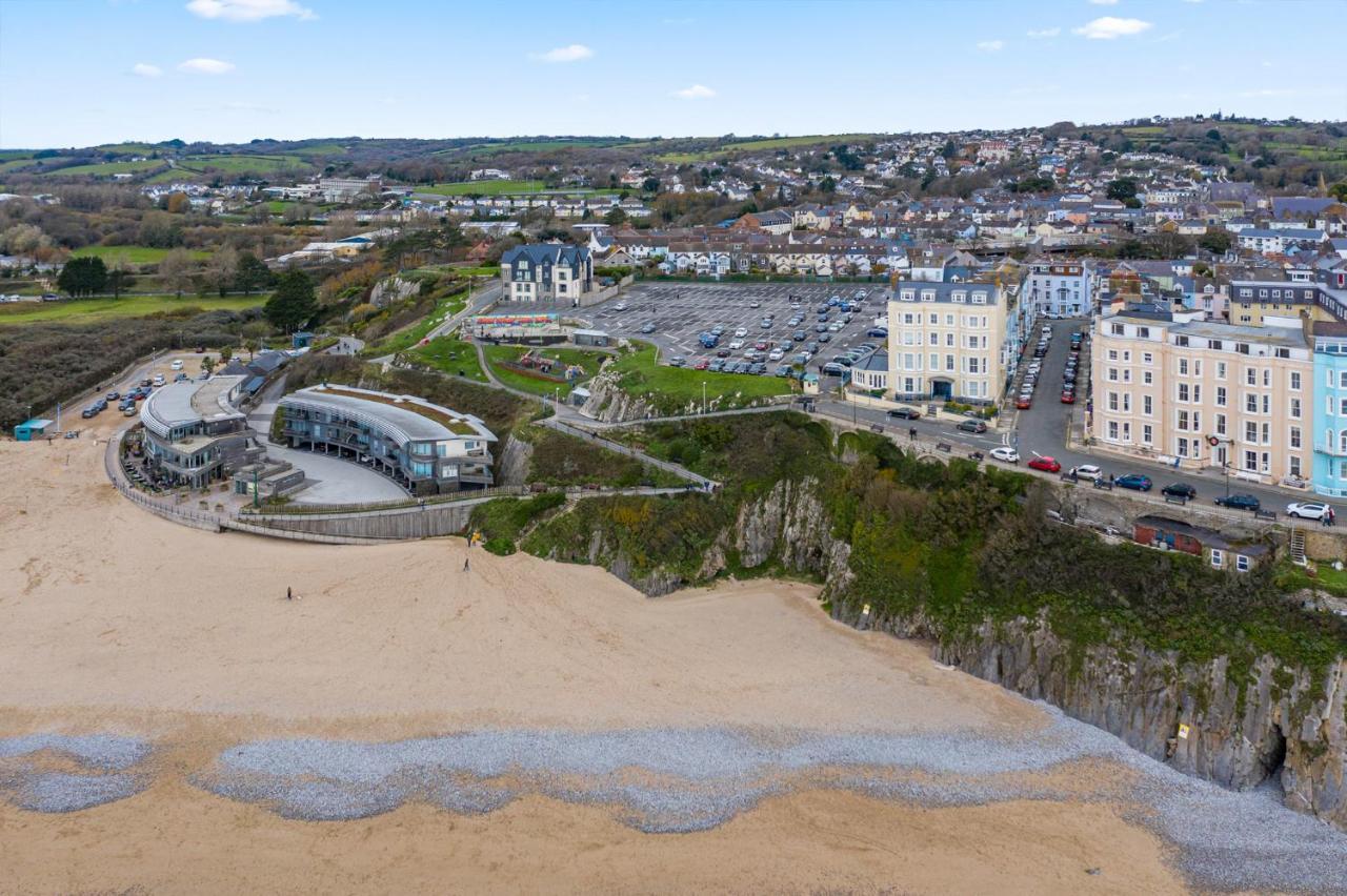 3 South Beach Court - Cosy Seafront Apartment Tenby Eksteriør bilde
