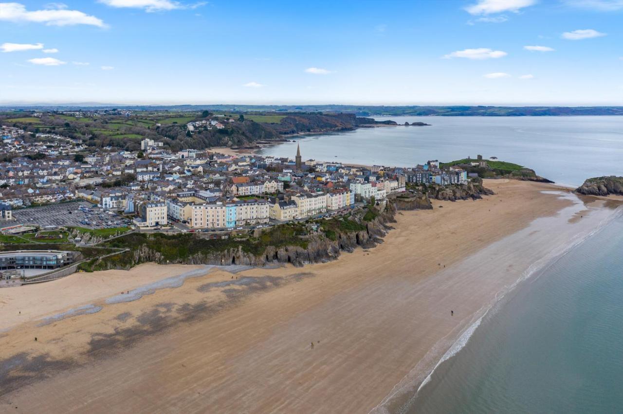 3 South Beach Court - Cosy Seafront Apartment Tenby Eksteriør bilde