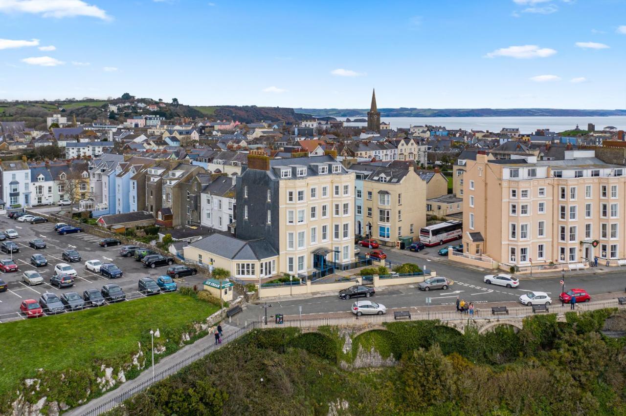 3 South Beach Court - Cosy Seafront Apartment Tenby Eksteriør bilde